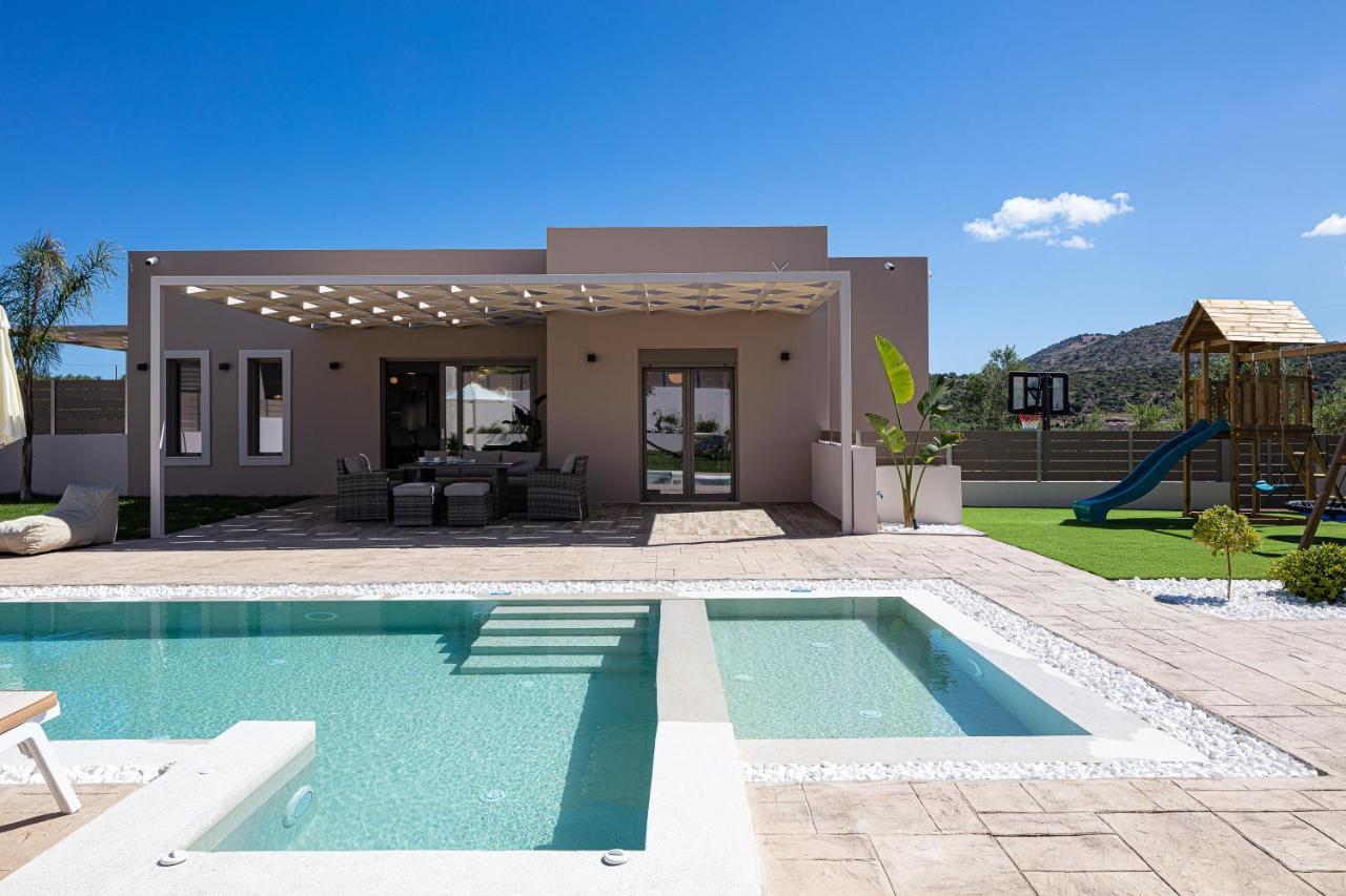 Koin Villa Sunrise, With Heated Pool & Whirlpool Perama  외부 사진